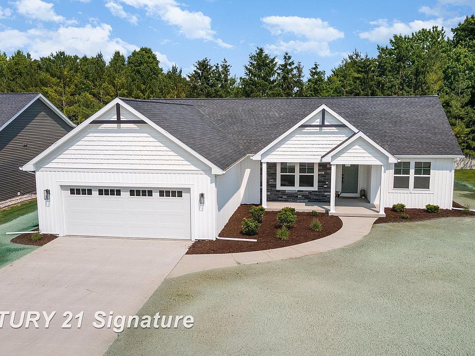 9135 Brook Hollow Ln, Freeland, MI 48623 | MLS #50142622 | Zillow