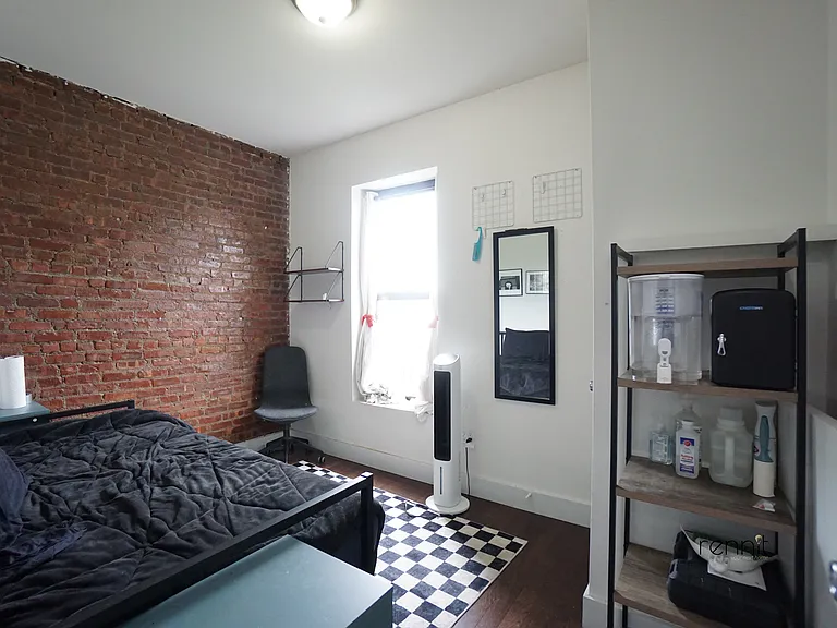 167 Starr St #3R — Photo 14