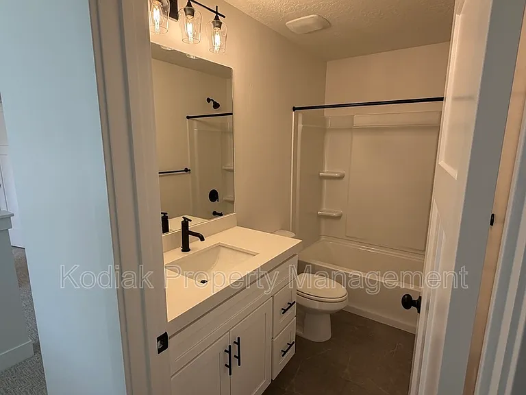 8812 S Cys Park Ln — Photo 16