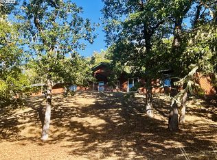 460 Huckleberry Mount Ln, Riddle, OR 97469