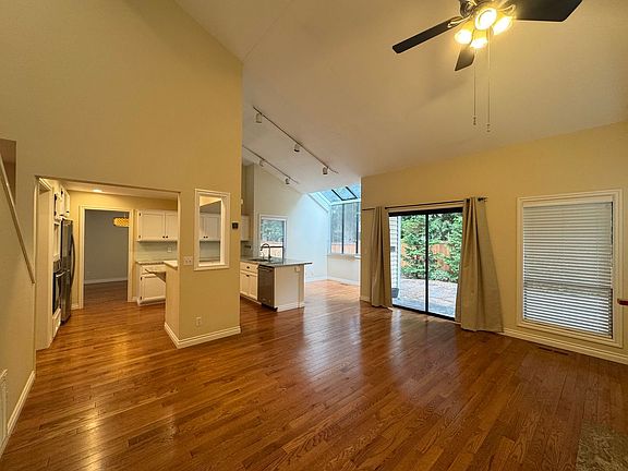 4th image of 14147 176th Ave NE