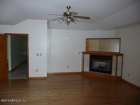 2nd image of 9530 County Road 13 N