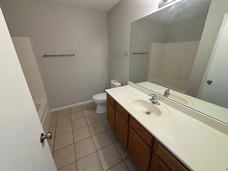 1419 Bodie Dr — Photo 15