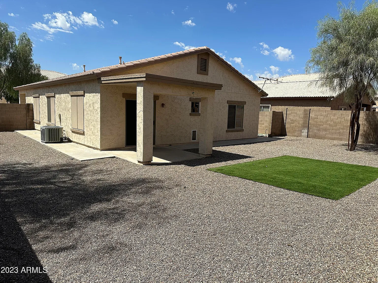 3 bed, 1631 sqft, $1,800 — Photo 2