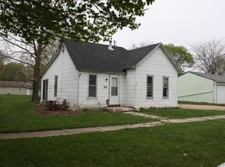 315 5th St SW, Hampton, IA 50441