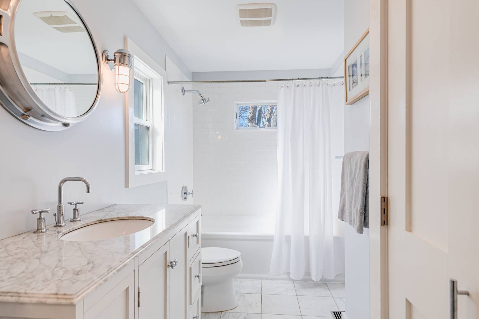  Marble Bathroom