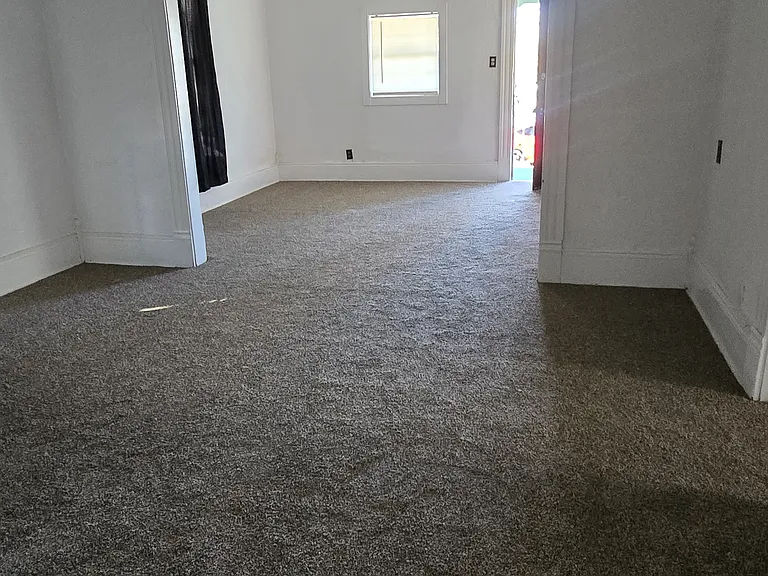 405 Lincoln Ave — Photo 4
