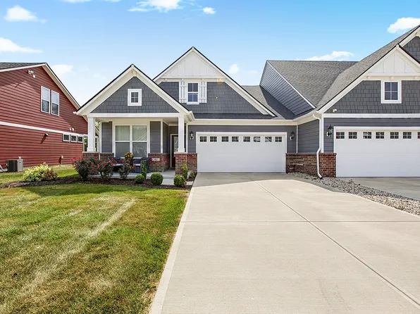 825 Stone Trace Ct, Avon, IN 46123