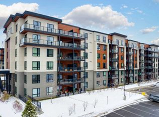 302 Essa Rd #614, Barrie, ON L9J0H3