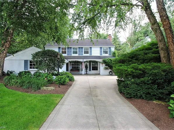 3188 Somerset Dr, Shaker Heights, OH 44122