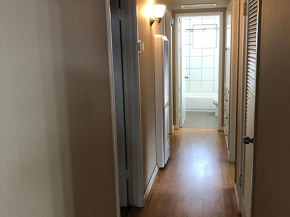 5th image of 727 Lakechime Dr
