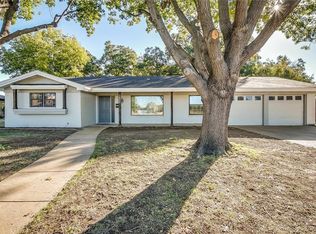 10905 Deer Creek Dr, Burleson, TX 76028