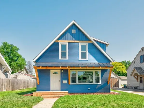 209 E 10th St, Spencer, IA 51301