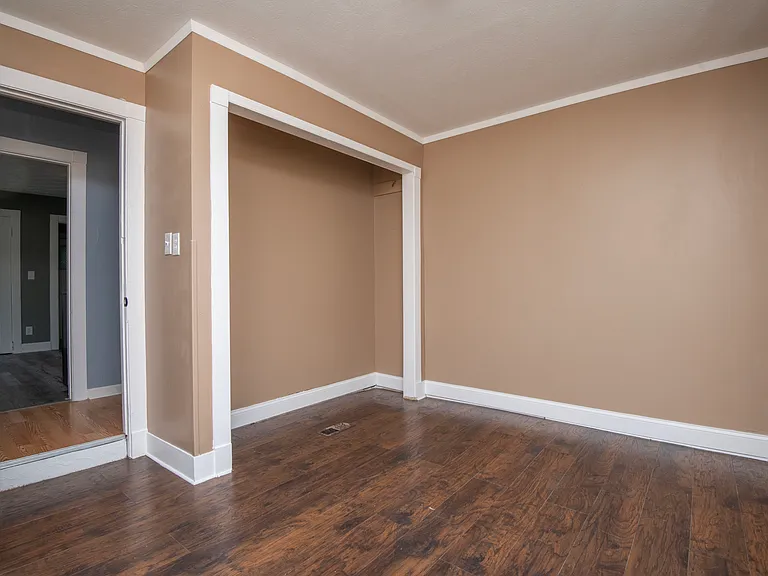 117 E Glenwood Ave #1 — Photo 23