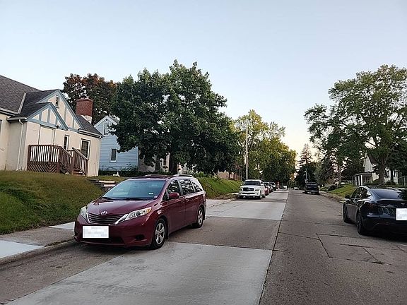 5th image of 4227 Humboldt Ave N