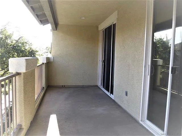 6305 Citracado Cir — Photo 15
