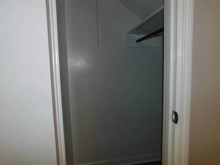 2119 Fendley Dr — Photo 11