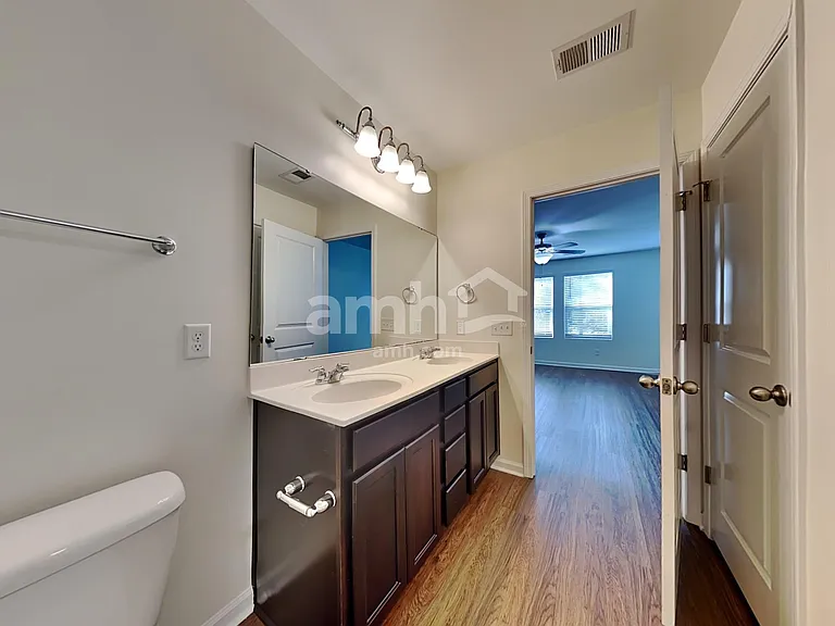 200 Orion Way — Photo 12