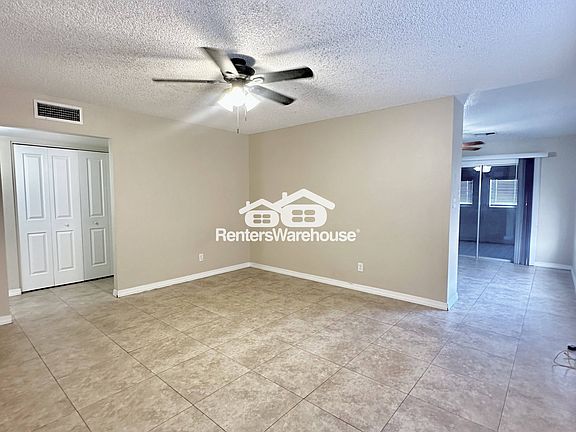 4th image of 1408 E Palmdale Dr
