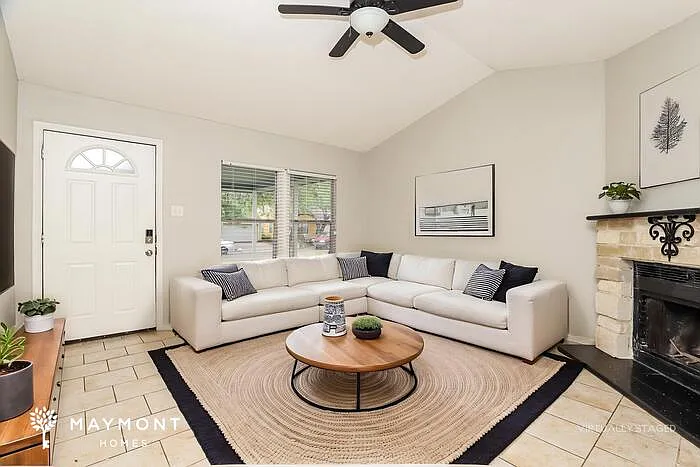 10023 Amber Field Dr — Photo 5