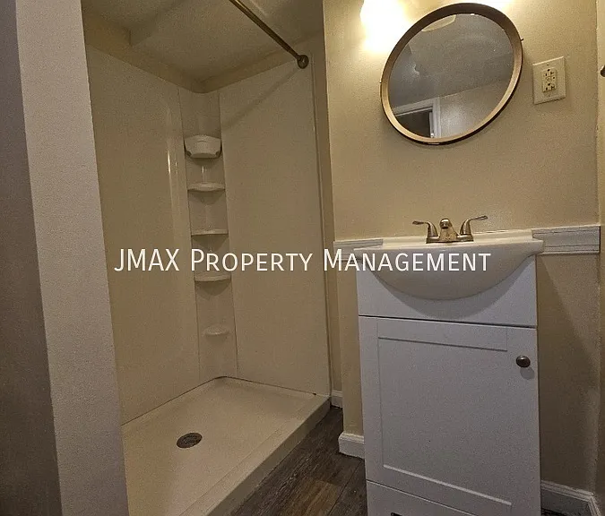 1515 Dunbar St NW — Photo 8