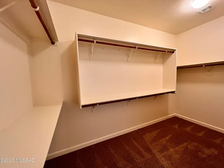 9859 N Crook Ln — Photo 20