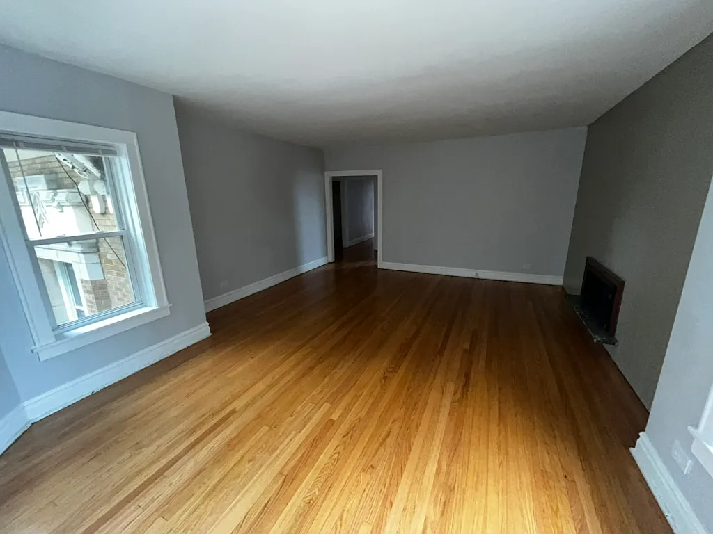 1 bed, 1025 sqft, $1,500 — Photo 2
