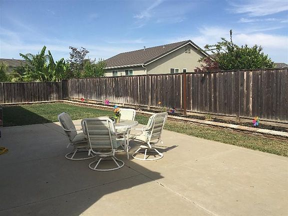 2nd image of 1693 Churchill Way