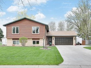 6792 Homestead Ave S, Cottage Grove, MN 55016