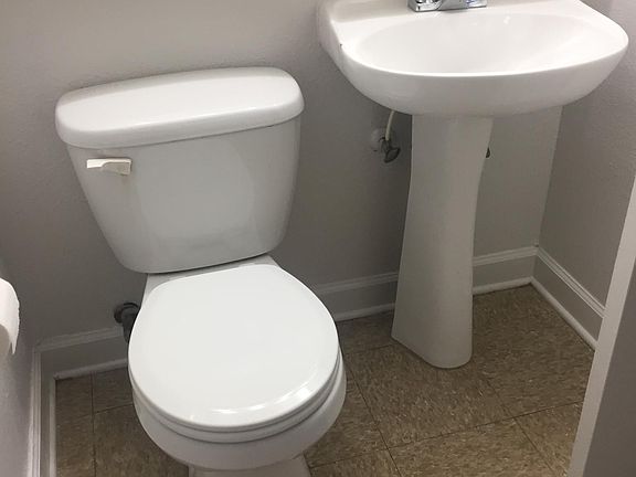 3rd image of 45013 Little Rock Ct
