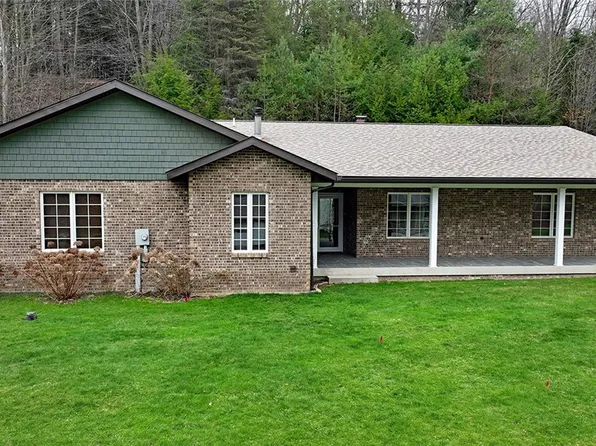 2140 Jackson Run Rd, Punxsutawney, PA 15767
