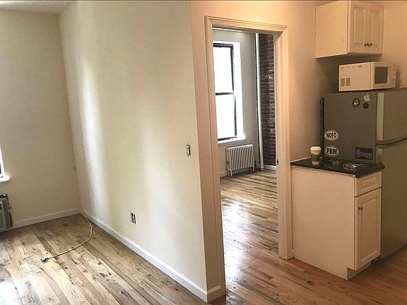 4th image of 328 E 94th St APT 1A