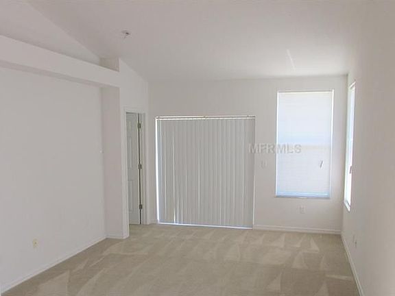 3rd image of 9748 Carlsdale Dr