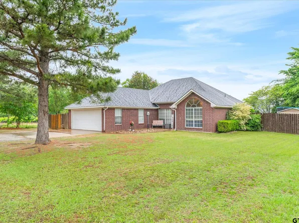 560 Washington St, Van, TX 75790