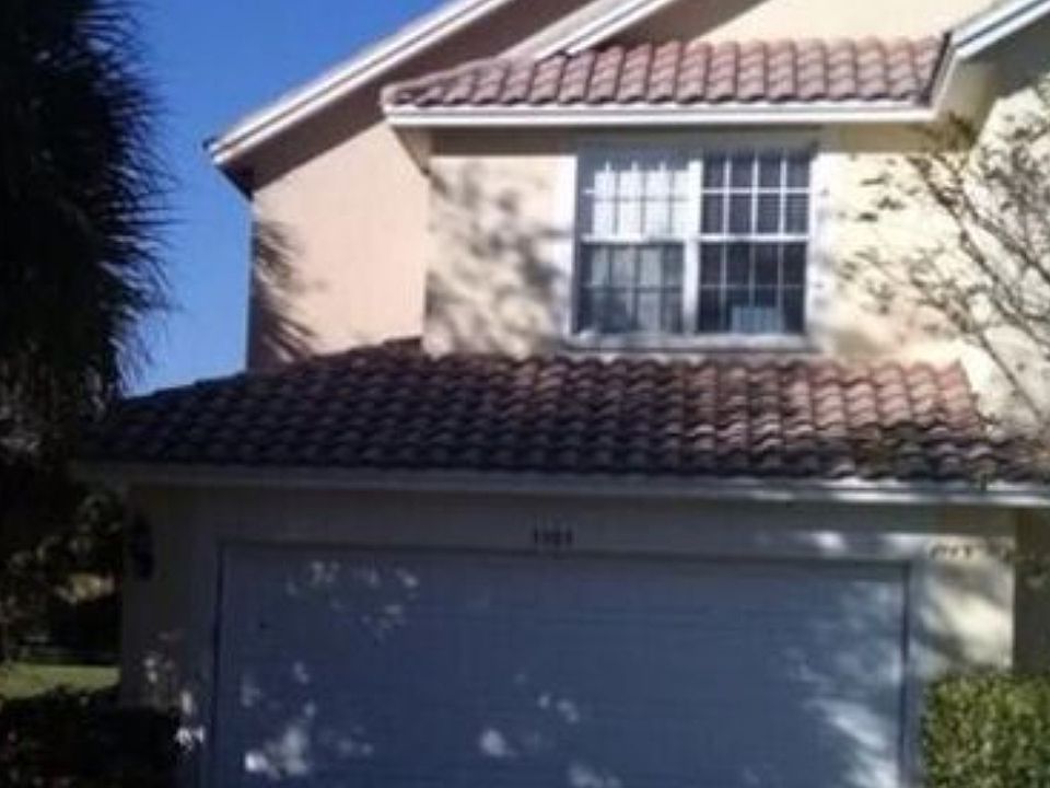 1st image of 1161 Pinewood Lake Ct #1161