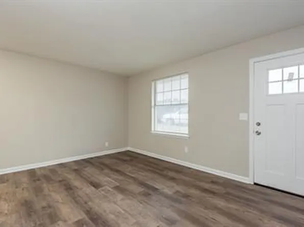 230 Midtown Ln #712, Harriman, TN 37748