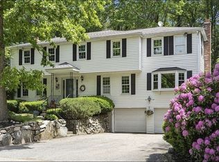 31 Cheney Pond Rd, Medfield, MA 02052