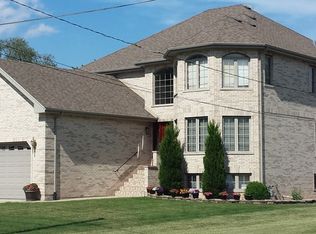 8517 Normandy Ave, Burbank, IL
