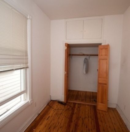 4th image of 3415 N Oakley Ave