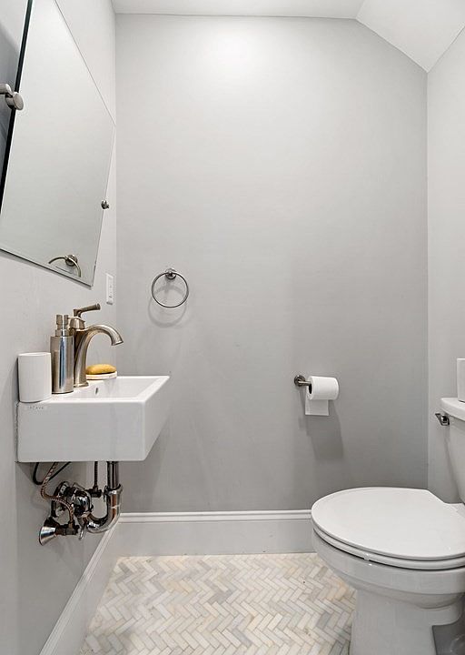 1st image of 22 Tufts St #20B