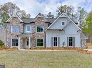 1070 Riverhill Dr, Bishop, GA 30621