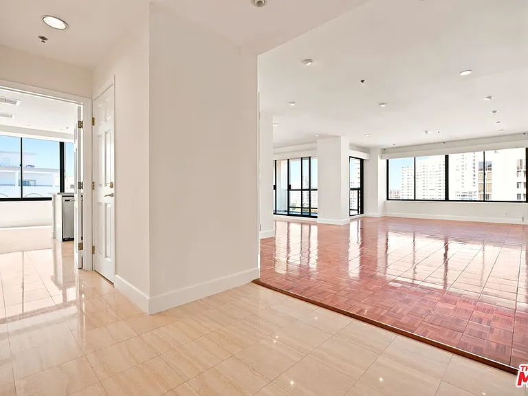 10724 Wilshire Blvd #1104 — Photo 14
