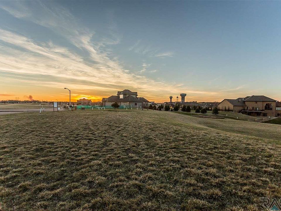 1st image of 8304 S Timber Oak Cir