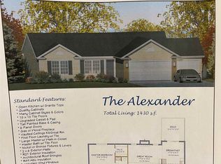 7877 American Dr, Machesney Park, IL 61115