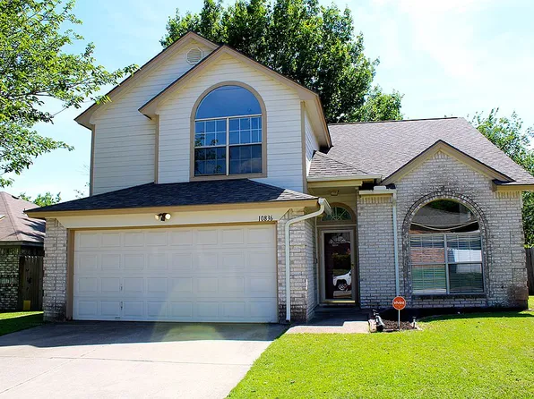 10836 Tall Oak Dr, Fort Worth, TX 76108