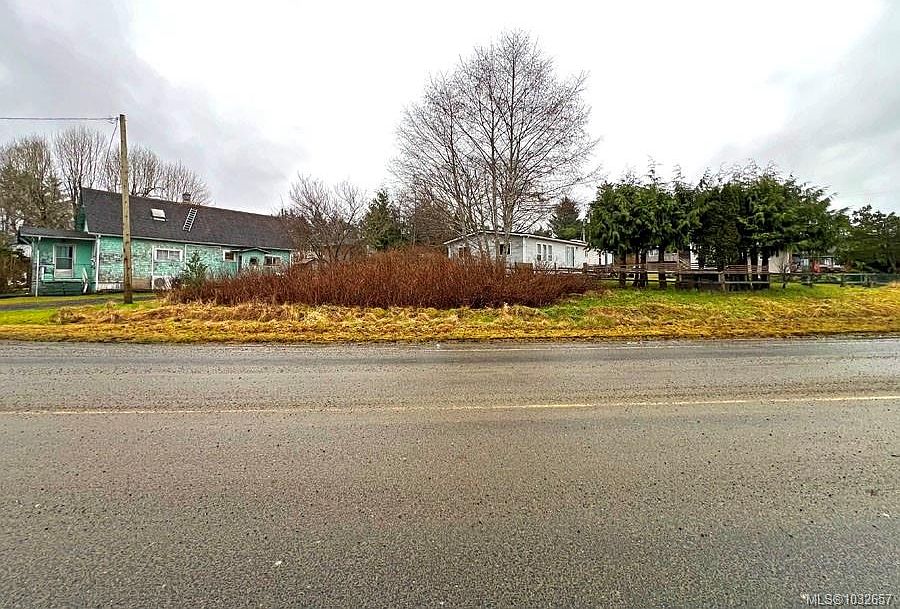 1st image of 96 Bayview Dr