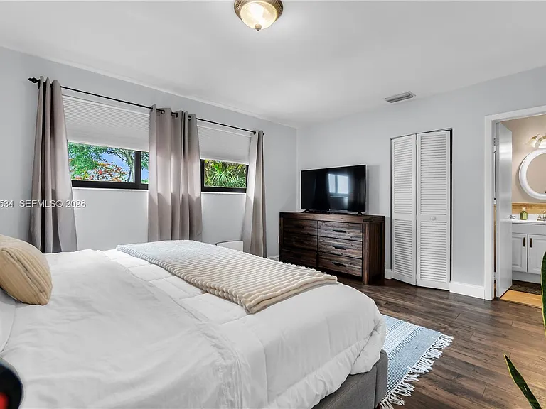 13340 SW 88th Ter #D — Photo 22
