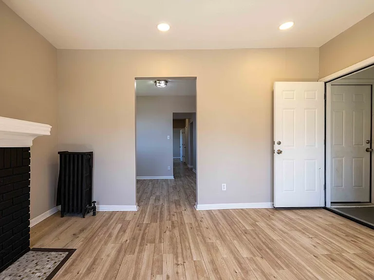 4204 Clements St #2 — Photo 5