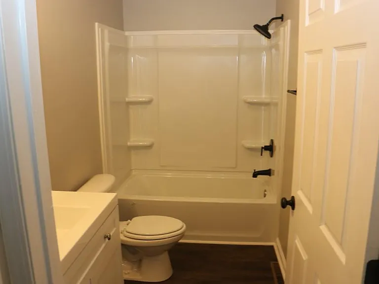 Master bathroom in Unit B
