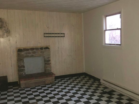 4th image of 4024 Prescott Ave